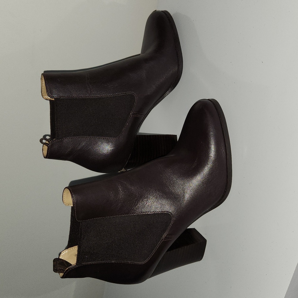 MICHAEL KORS LOTTIE BOOTIE 7 $198 - Picture 5 of 12